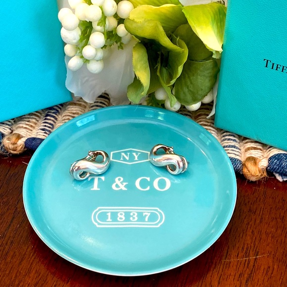 Tiffany & Co. Jewelry - Tiffany & Co Elsa Peretti Endless Infinity Sterling Silver Earrings Vintage RARE